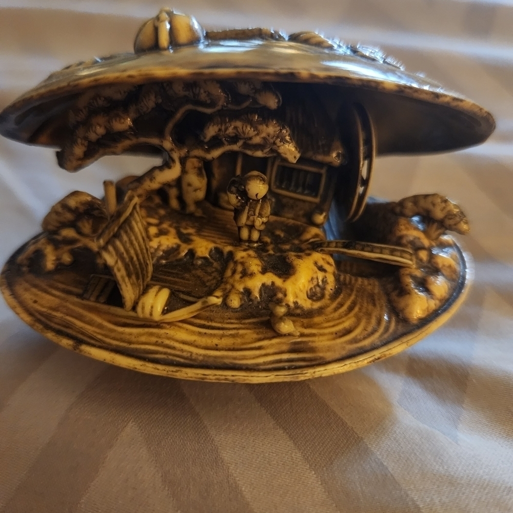 40’s Japanese Fuji Clamshell Diorama/Miniature Diorama/Asian Farmhouse Scene/Mov - Picture 2 of 6